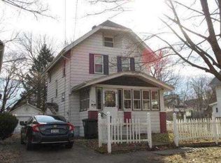 321 Black St, Akron, OH 44306