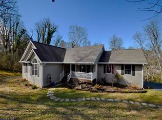 15 Baird Aly, Asheville, NC 28804