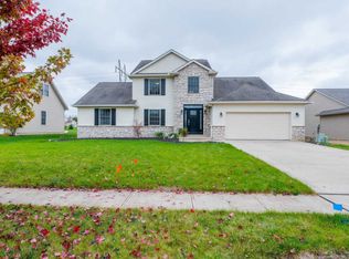 1463 Hickory Gate Dr, Marysville, OH