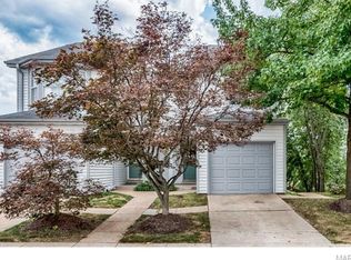 1470 Whispering Creek Dr, Ballwin, MO 63021