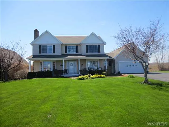 14460 Lakeshore Rd photo 1