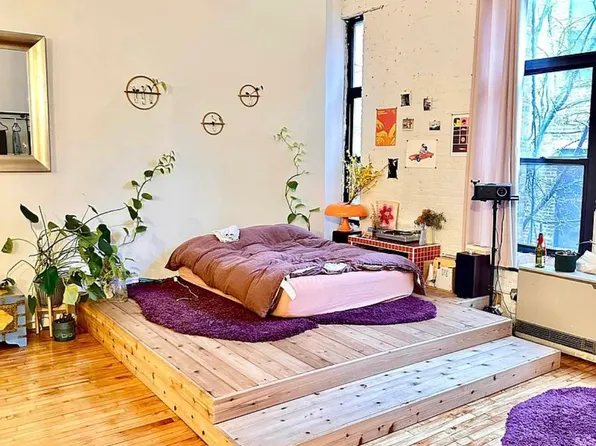 260 Moore Street image 1 of 15