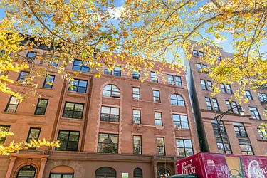 6 Morningside Avenue in South Harlem