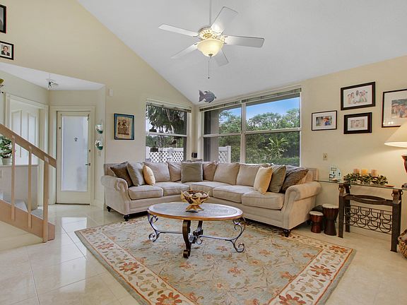 3rd image of 8105 Oakton Ct #5B