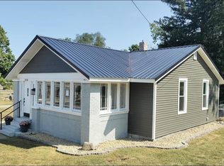 1518 Avalon St, Elkhart, IN 46516