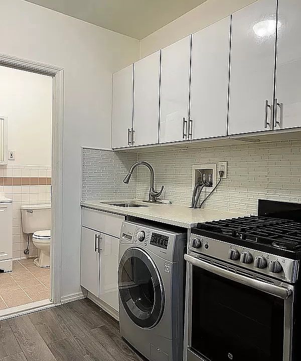 2nd image of 300 W 144th St APT 3