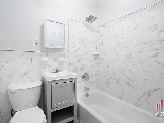4th image of 162 E 102nd St #3R
