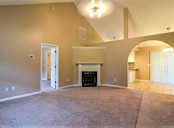 3rd image of 2051 Mallard Creek Dr #115