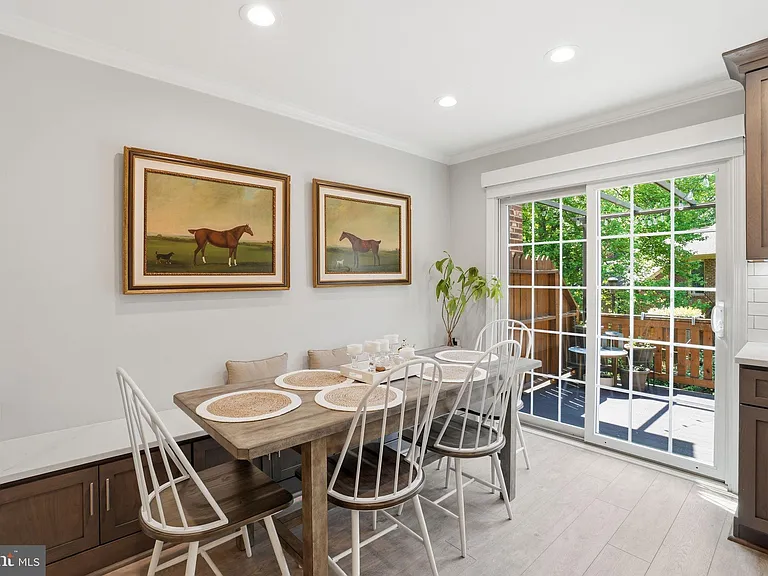 2528 S Walter Reed Dr #5 — Photo 6
