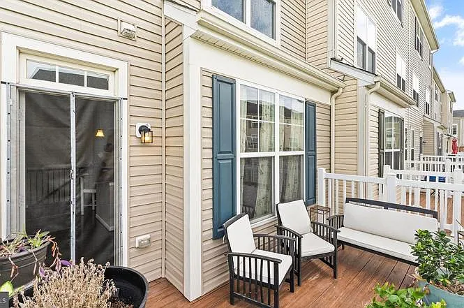 25207 Split Creek Ter — Photo 11