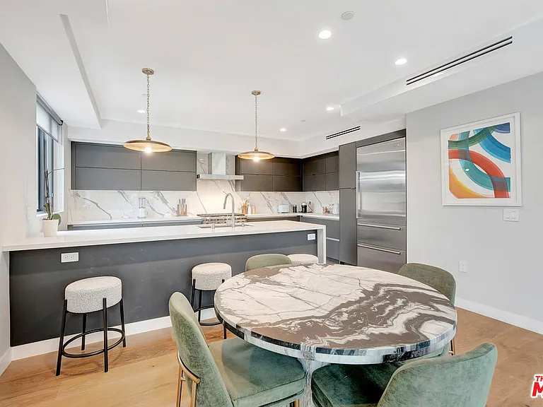 1017 N Croft Ave #Penthouse 01 — Photo 22