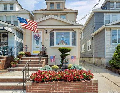 65-11 79th Pl #1, Middle Village, NY, 11379