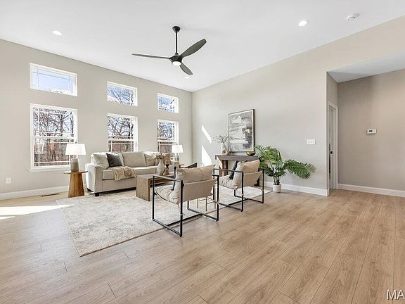 5th image of 114 Timber Wind Dr