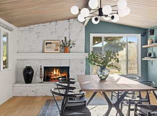 342 Peach Tree Ln, Newport Beach, CA 92660
