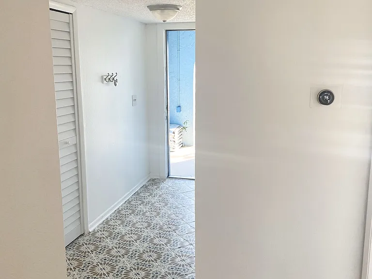 Entry way