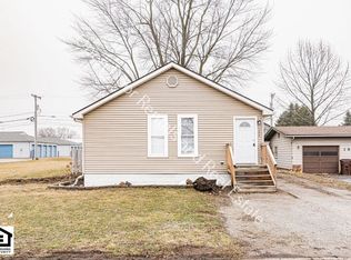 1804 Phillip St, Auburn, IN 46706