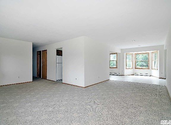 4th image of 17 Behrendt Ct