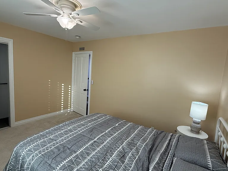 bedroom #1