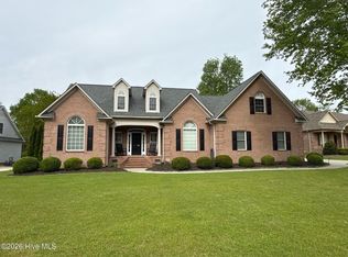 114 Friburg Rd, New Bern, NC 28562