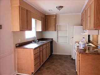 2nd image of 118 Kelly Ct