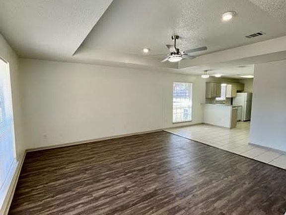 2nd image of 928 Briar Dr #A