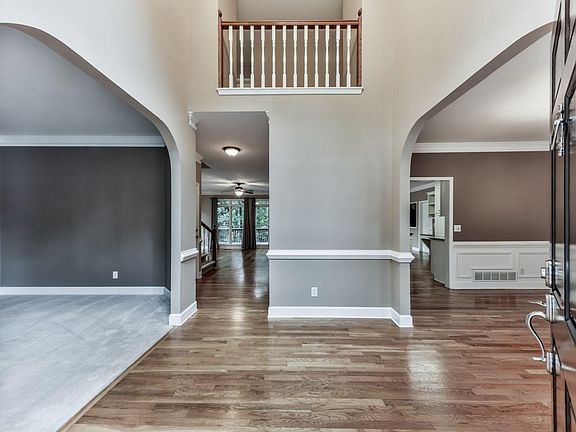 2nd image of 1178 Arborhill Dr