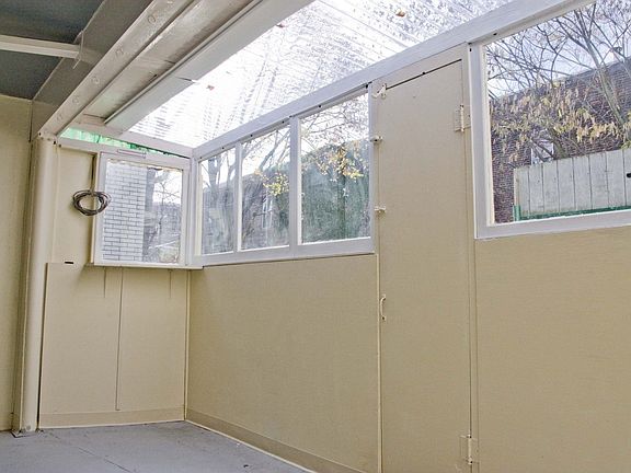 Enclosed Porch/Sun Room