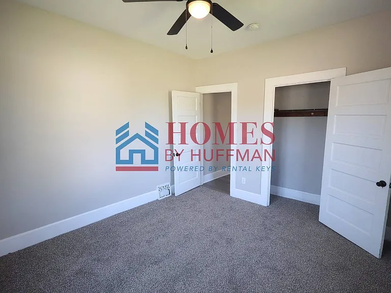 605 Madison Ave — Photo 15