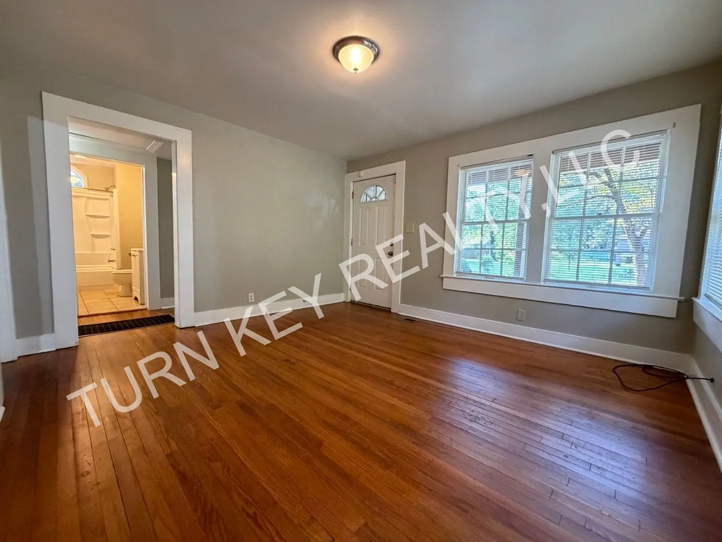Home Fore Rent In Center Point **Accepts Section 8** — Photo 3