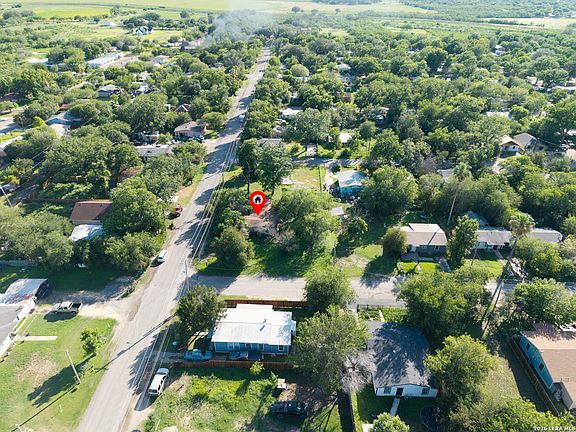 2nd image of 704 CARGILE ST LOT 5,6