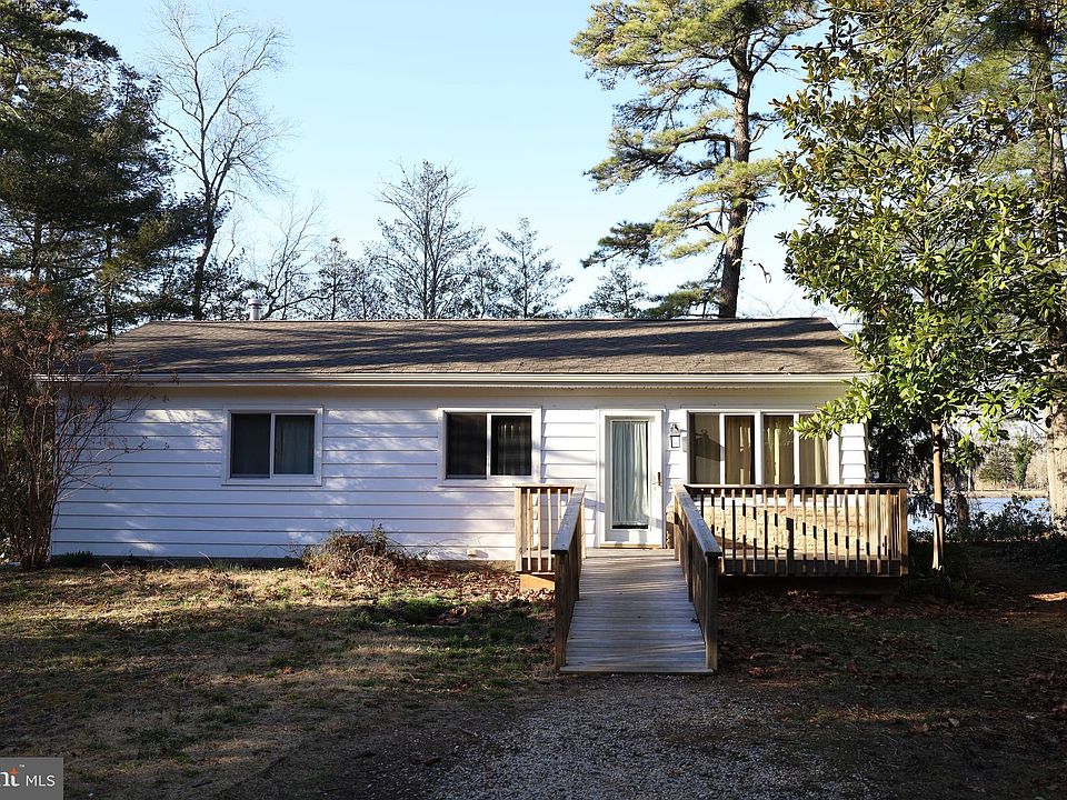 1st image of 4352 Lake Nescochague Dr