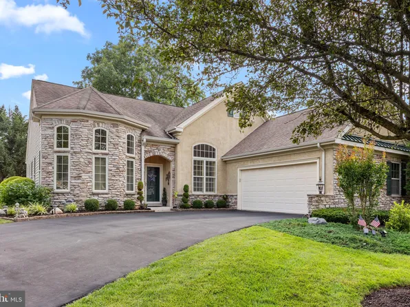 823 Nathaniel Trl, Warminster, PA 18974