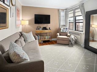 66-15 Wetherole St #B14, Rego Park, NY 11374