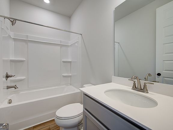 7th image of this home