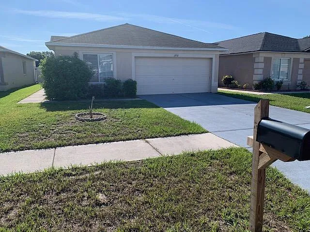 12932 Fieldmoor Ct — Photo 1