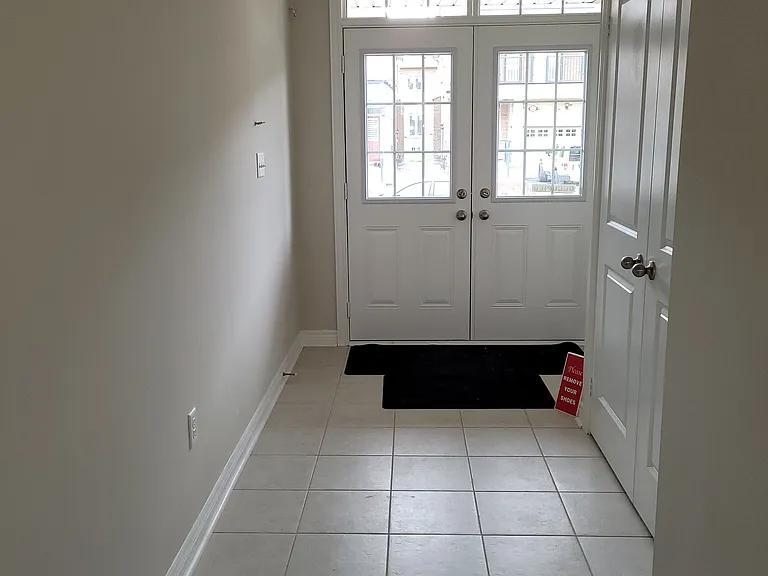 113 Finegan Cir — Photo 4