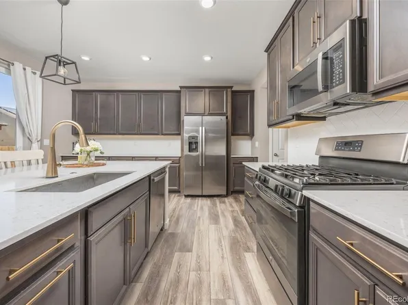 24533 E Walsh Avenue, Aurora, CO 80018