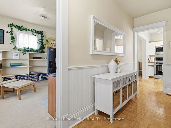 5th image of 146 Neff St