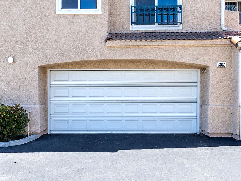 805 Moby Dick Ln — Photo 38