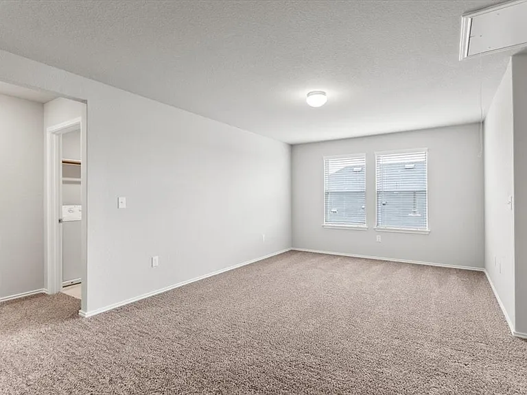 4909 Sea Salt Dr — Photo 40