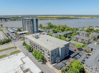 648 Riverside Dr #409, Memphis, TN 38103