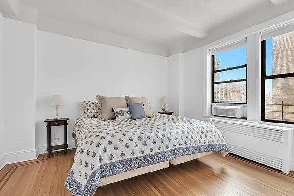 Sold by Compass | media 8