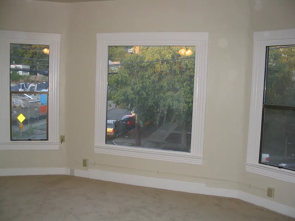 Now has hardwood floors