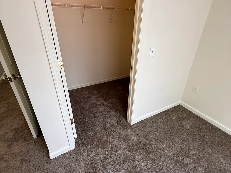 Rosewood Riverside — Photo 19