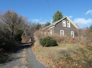 186 N Farms Rd, Northampton, MA 01062