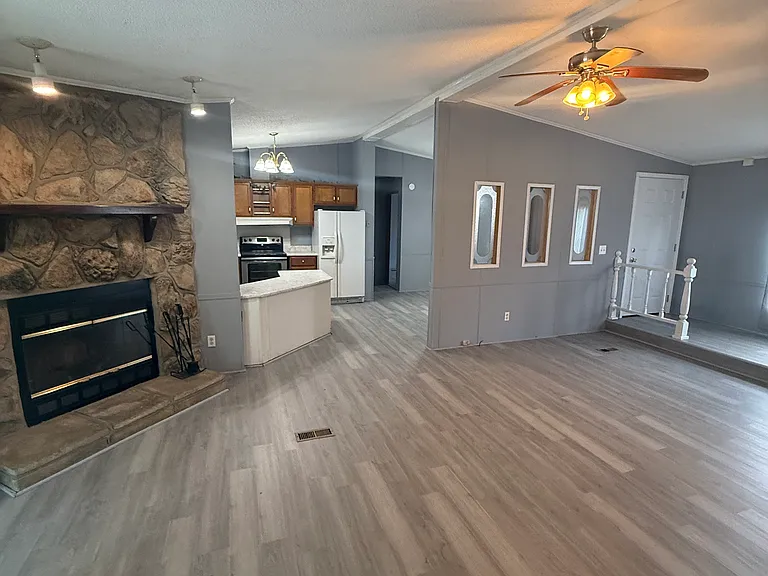 2182 Posey Hill Rd — Photo 7