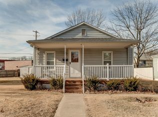 746 George St, Wood River, IL 62095