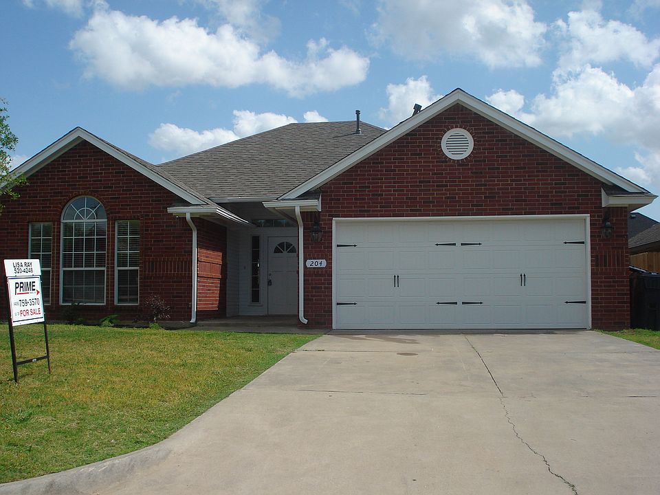 1st image of 204 SW 141st St