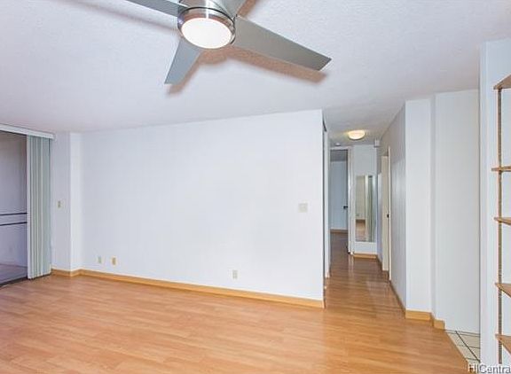 5th image of 3138 Waialae Ave APT 1111