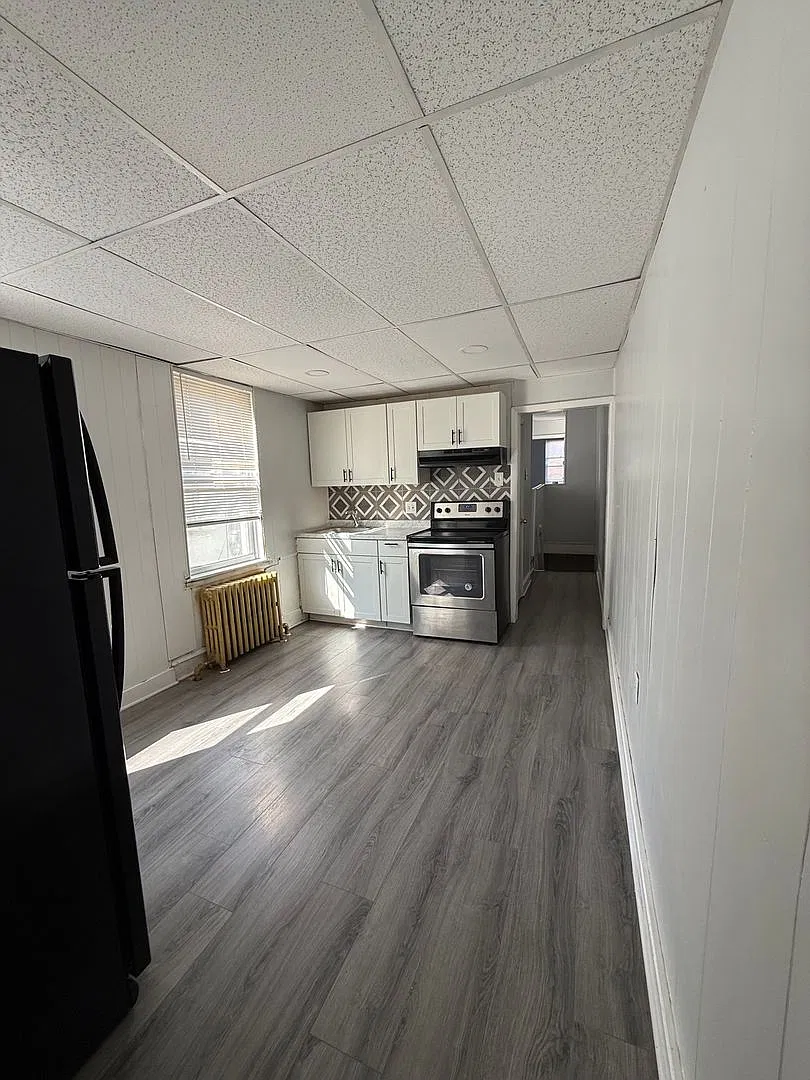 3071 Martha Street — Photo 4
